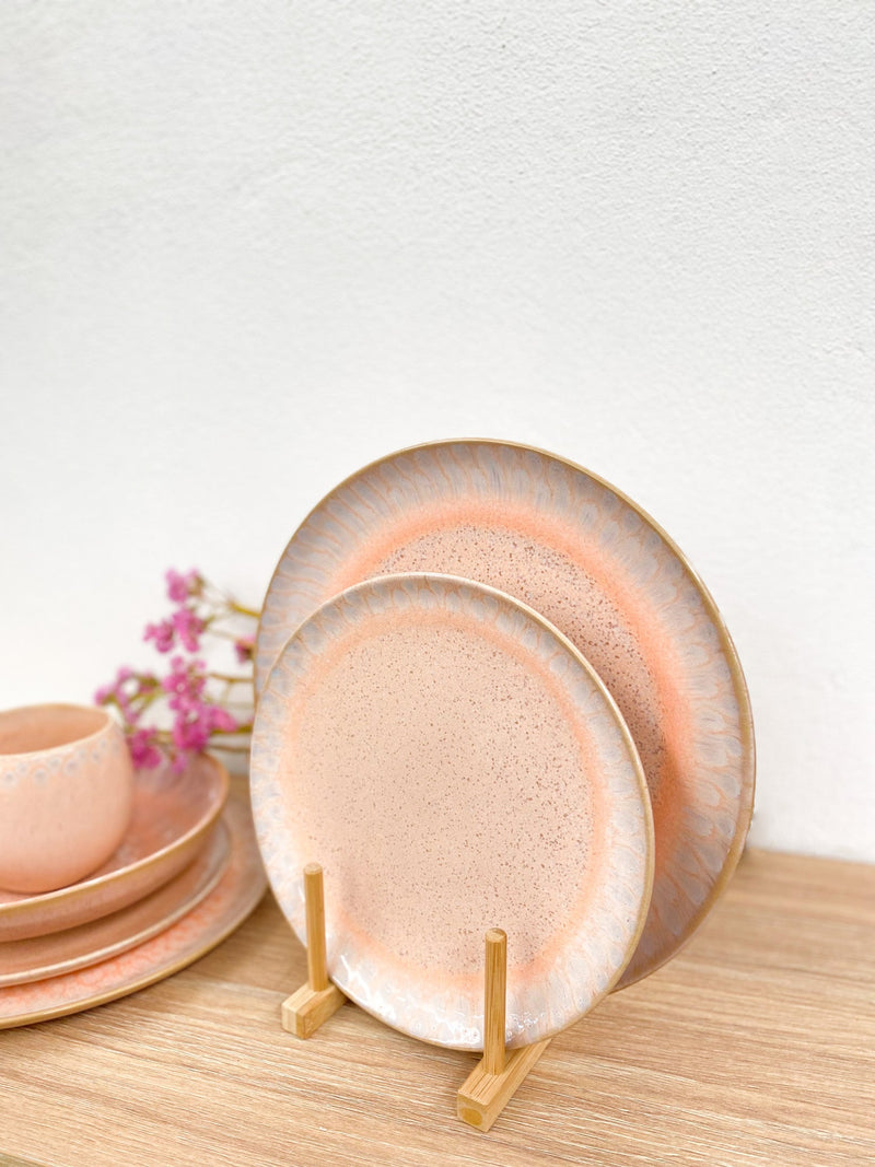 Nicole Bazaar (plates, bowls, mugs)