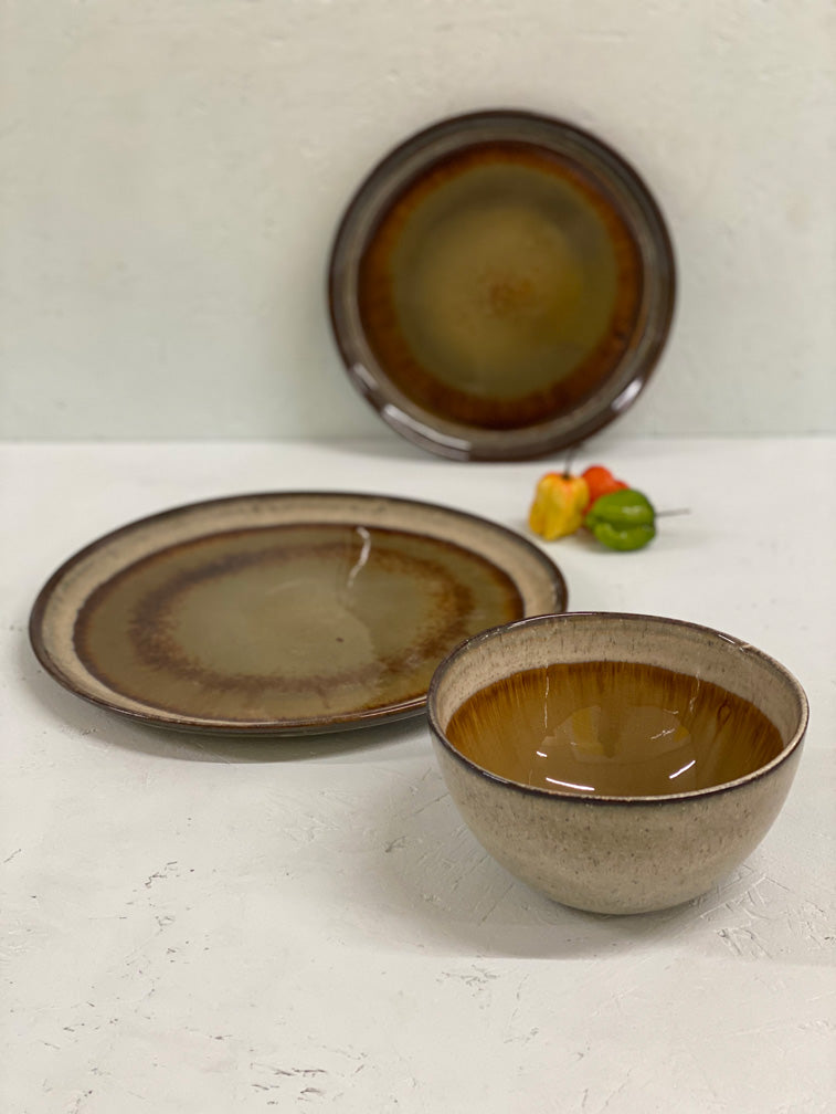 Pipina Bazaar (plates, bowls, mugs)
