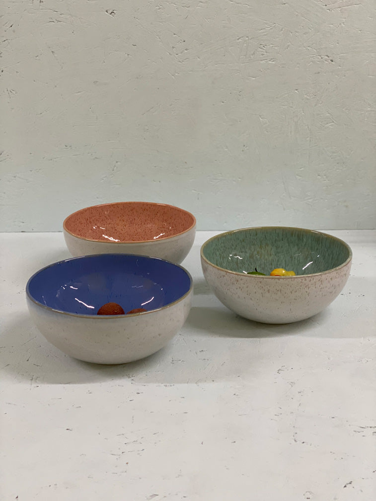 New - Reactive Medium Serving Bowls (Pink, Green, Blue)