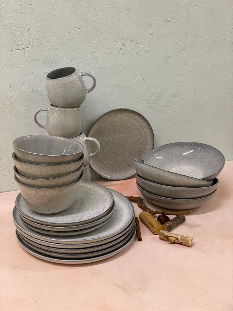 Diana Bazaar (plates, bowls, mugs)