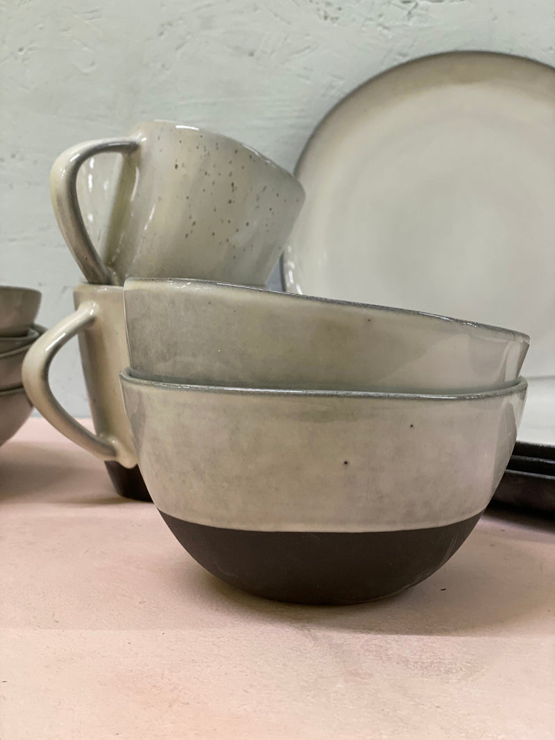 Ana Bazaar (plates, bowls, mugs)
