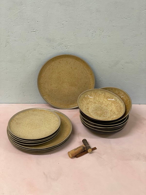 Sonia Bazaar (plates, bowls, mugs)